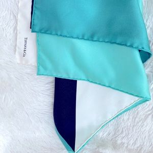 Tiffany & Company Diamond Point Scarf